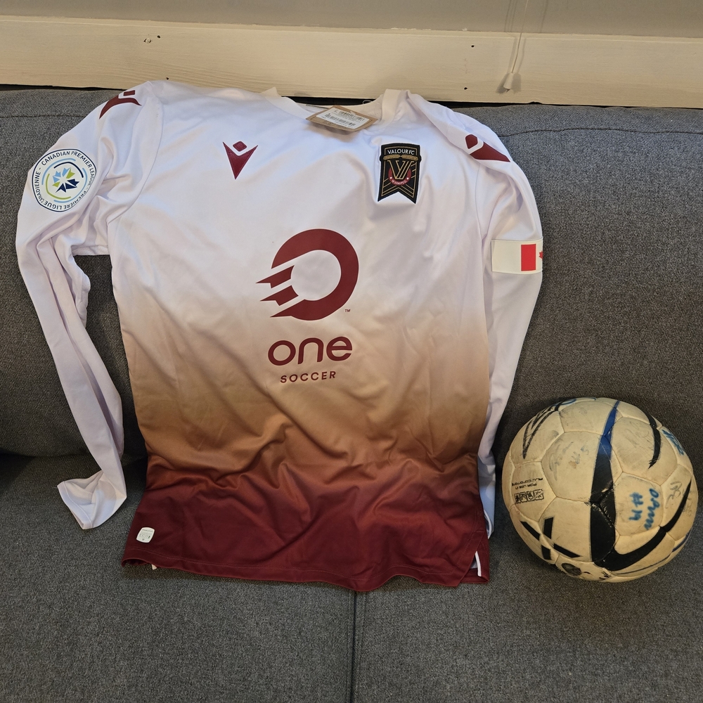 AUTOGRAPHED SOCCER JERSEY